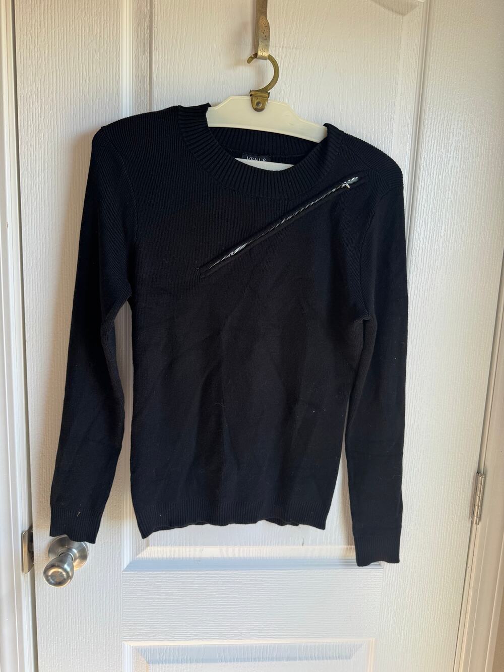 Sweater Large Black Moto Asymmetrical Zip Ribbed Knit Venus EUC